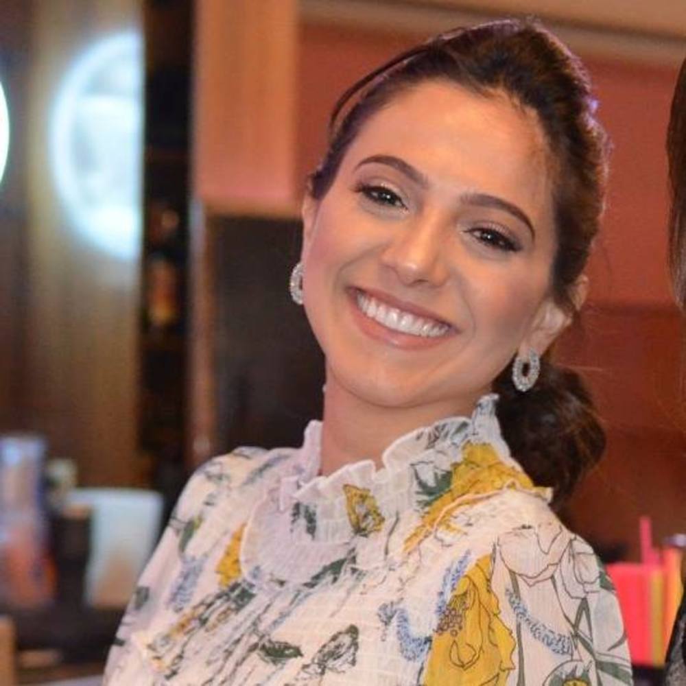Meet your Posher, Ana carolina